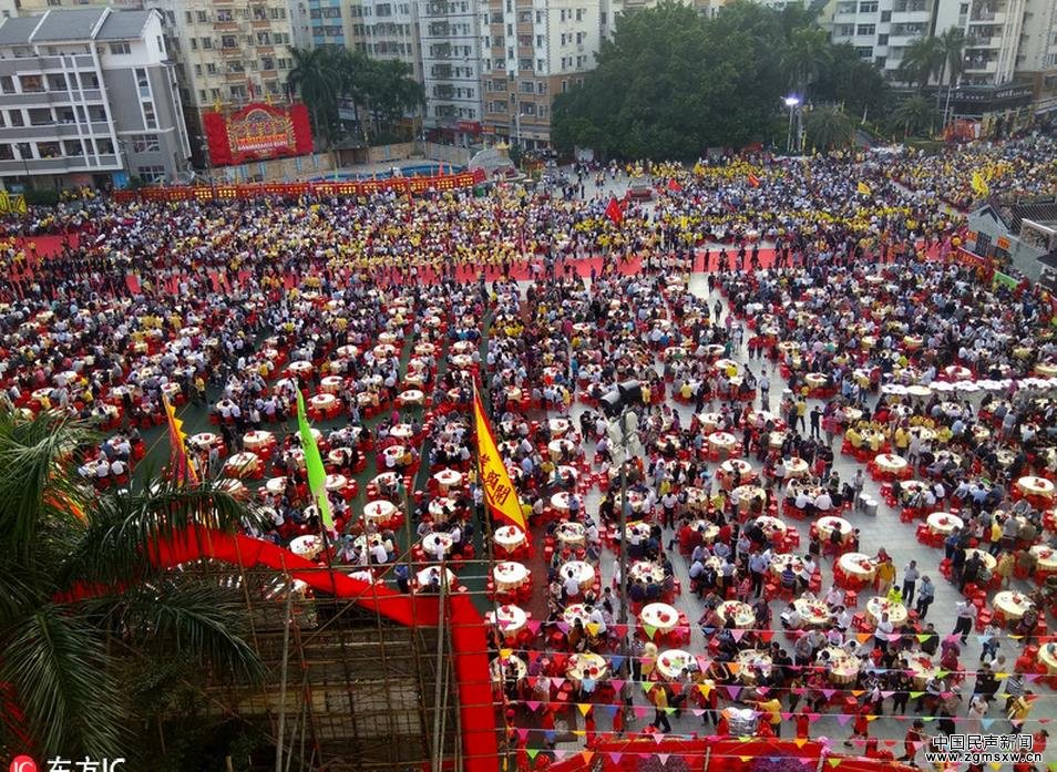 深圳一社区设3200桌宴3.2万人祭祖