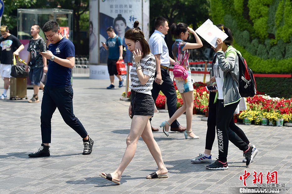 北京开启“炙烤”模式 局地气温将超35℃