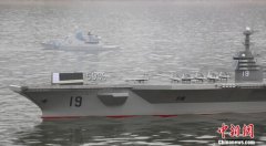 中国最大航母模型率055驱逐舰“海战”伯