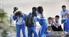 上海校园暴力呈网络化倾向 微信约群架传视频