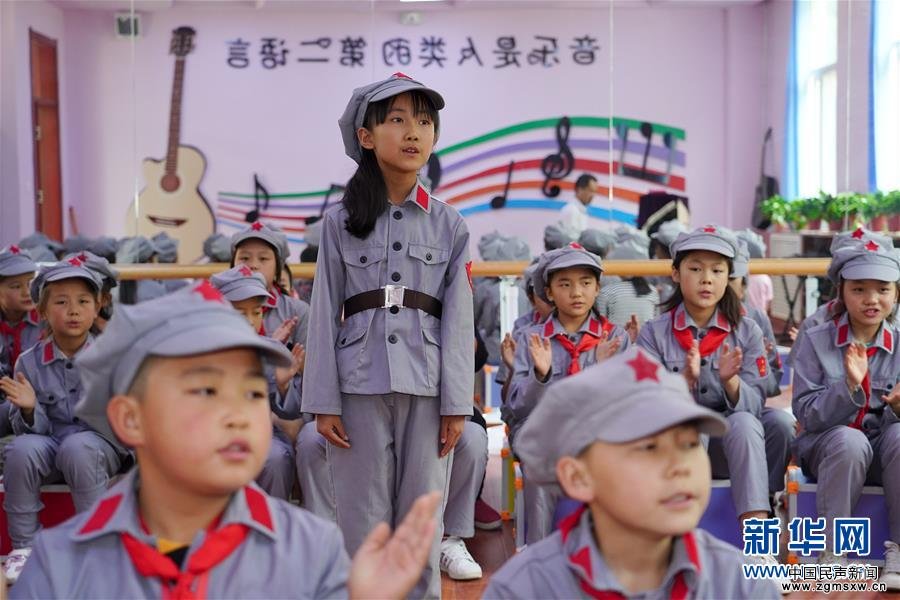 （新华全媒头条·图文互动）（7）“美丽的中国梦属于你们”——以习近平同志为核心的党中央关心少年儿童工作纪实